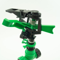 Импульсный пластиковый разбрызгиватель на пике POLYAGRO Lite 7573140