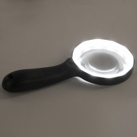 Просмотровая лупа с led-подсветкой BRAUBERG диаметр 90 мм, увеличение 10, корпус черный 455928