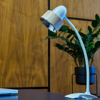 Настольный светильник-прищепка Uniel TLD-557 Brown/LED/350Lm/5500K/Dimmer, 5W. UL-00004138