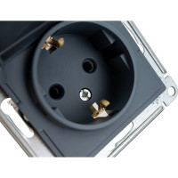 Розетка Systeme Electric AtlasDesign Грифель с/з, со шторками, с крышкой, 16А SE ATN000746