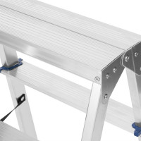 Двусторонняя алюминиевая стремянка РемоКолор 3 ступени 63-0-023