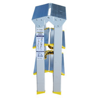 Алюминиевая двухсторонняя стремянка Алюмет с анодированным покрытием 2х3 ступеней. Серия APD 9203