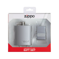 Подарочный набор ZIPPO фляжка 89 мл и зажигалка латунь/сталь, серебристый, в коробке с подвесом 49358