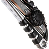 Канцелярский нож BRAUBERG Metallic 18 мм роликовый фиксатор резиновые вставки металл 237159