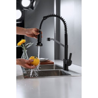 Пружинный смеситель для кухни SHEVANIK с выдвижной лейкой черный S963H