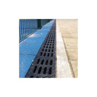 Лоток Ecoteck MEDIUM 100.65 h85 с решеткой пластиковой, кл.В125 46626