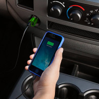 Автомобильное зарядное устройство NAVITEL UC323