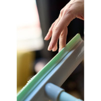 Щётка YORK с резиновой щетиной с телескопической рукояткой 140 см 051301