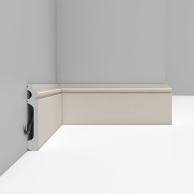 Плинтус напольный Decomaster 79x13x2400 мм D005-61 ДМ