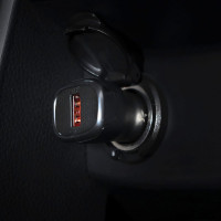 Автомобильный адаптер AIRLINE 1хUSB, QC 3.0, 12/24 В AEAK014