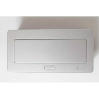 Люк на 3 поста SPL 45x45, металл, серебро, с пластиковой коробкой, IP40 300010
