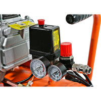 Воздушный компрессор 2000 Вт, 24 л, 8 бар, 210лмин, картон ВКС-9315С