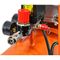 Воздушный компрессор 2000 Вт, 24 л, 8 бар, 210лмин, картон ВКС-9315С