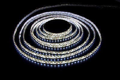 Светодиодная лента ledcraft smd 3528 9.6 ватт на метр 120 диодов на метр ip 65 холодный белый