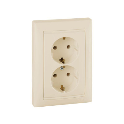 Розетка 2-м СП Valena 16А IP20 2P+E с заземл. немецк. стандарт сл. кость (DIY-упак.) IEK 695616