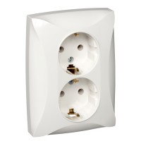 Розетка 2-м СП Дуэт 16А IP20 с заземл. бел. SchE WDE000124