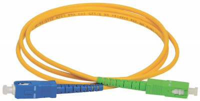 Патч-корд оптический коммутационный соединительный для одномодового кабеля (SM); 9/125 (OS2); SC/UPC-SC/APC (Simplex) (дл.25м) ITK FPC09-SCU-SCA-C1L-25M