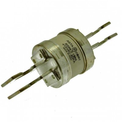 Предохранитель типа J 450А 415В AC EATON 450RJ31-7