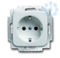 Розетка 1-м СП Busch-Duro 2000 SI/Reflex SI 16А IP21 250В Schuko с LED-подсветкой альп. бел. ABB 2CKA002013A5291