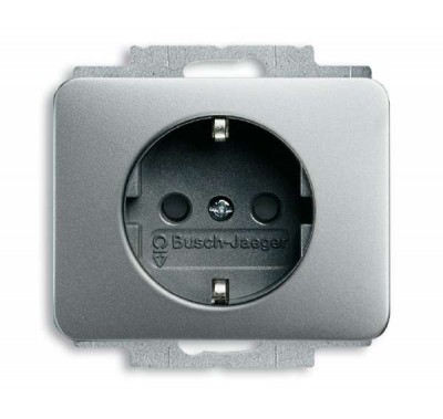Розетка Alpha 2P+E защ. шторки титан ABB 2013-0-5253