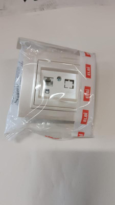 Розетка компьютерная Zena (CAT6 + гнездо) жемчуг ABB 500-012500-247