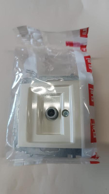 Розетка TV Zena без рамки с размагничивателем концевая крем. ABB 609-010300-273