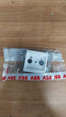 Розетка TV-SAT Cosmo оконечная бел. ABB 619-010200-290