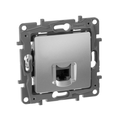 Розетка компьютерная СП Etika RJ45 кат.6 UTP алюм. IEK 672453