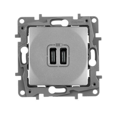 Устройство зарядное Etika с 2-мя USB разъемами C и C 240В/5В 3000мА алюм. IEK 672435