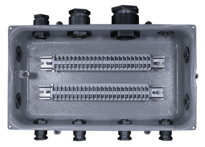 Коробка клеммная КЗНС-48 У2 48 зажимов IP65 (метал. вводы) Электротехник ET002546