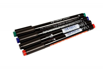 Набор маркеров E-140 permanent 0.3 мм (для пленок и ПВХ) набор: черн. красн. зел. син. Edding 09-3995-9