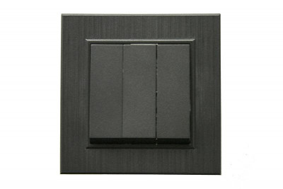 Выключатель 3-клав. 1 вход 3 выхода Karea LINE STAR дым. металлик Makel 86050091