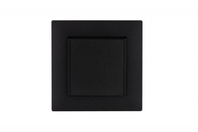 Розетка 1-м с крышкой Karea RIZZ STAR с заземл. чер. Makel 88054029