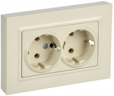 Розетка 2-м СП BRITE РСПл12-3-БрКр 16А в сборе с заземл. без защ. шторок плоская беж. IEK BR-R27-16-K10-F