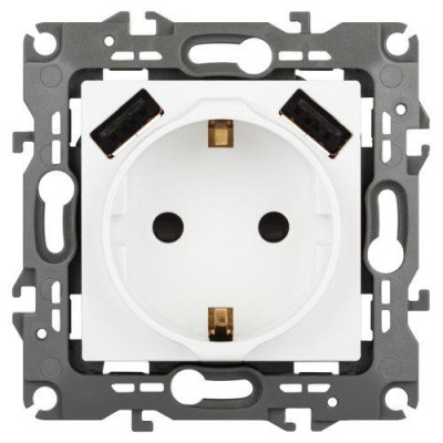 Розетка Эра12 12-4109-01М 16А 250В 2P+E с 2xUSB 5В-3А защ. шторки бел. матов. Эра Б0065728