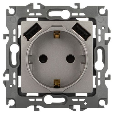 Розетка Эра12 12-4109-16 16А 250В 2P+E с 2xUSB 5В-3А защ. шторки титан Эра Б0065729