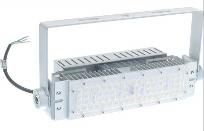 Светильник светодиодный SMD 35Вт 6000К IP67 4900лм 85-265В 310х100х75мм промышлен. на лире KRASO PR-35