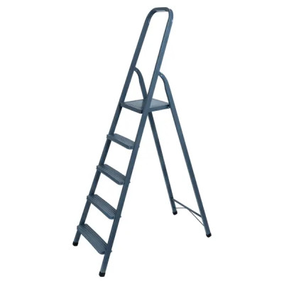 Стремянка стальная Ladderbel STR-ST-5 5 ступеней, максимальная нагрузка 150 кг
