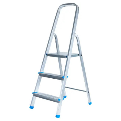 Стремянка алюминиевая Ladderbel STR-AL-3 3 ступени, максимальная нагрузка 150 кг