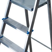 Стремянка алюминиевая Ladderbel STR-AL-7 7 ступеней, максимальная нагрузка 150 кг