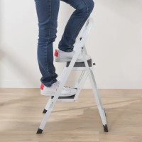 Стремянка 2 ступени максимальная нагрузка 150 кг