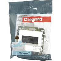 Розетка компьютерная встраиваемая Legrand Valena RJ45 UTP cat 5 цвет белый