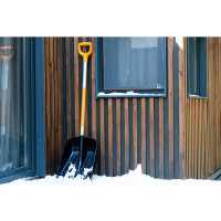 Лопата для уборки снега Plantic Snow Light 12001-01 35.5x133 см с алюминиевым черенком