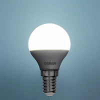 Лампа светодиодная Osram шар 7Вт 600Лм E14 холодный белый свет