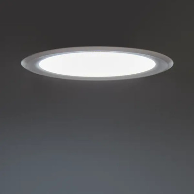 Светильник точечный светодиодный встраиваемый Philips «Meson» под отверстие 80 мм 10 м² холодный белый свет цвет белый