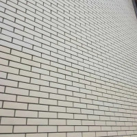 Кирпич облицовочный Железногорск M300 белый гладкий 250x120x65 мм 1 НФ