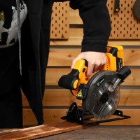 Пила циркулярная аккумуляторная Deko DKCS20V 084-1039, 20 В Li-Ion 4 Ач