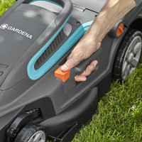 Газонокосилка электрическая Gardena PowerMax 1600/37 1600 Вт 37 см