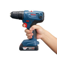 Дрель-шуруповерт Bosch GSR 180 Li, 06019F8123, 18 В Li-Ion 2x2 Ач