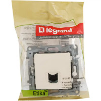 Розетка компьютерная встраиваемая Legrand Etika RJ-45 UTP cat 5 цвет слоновая кость